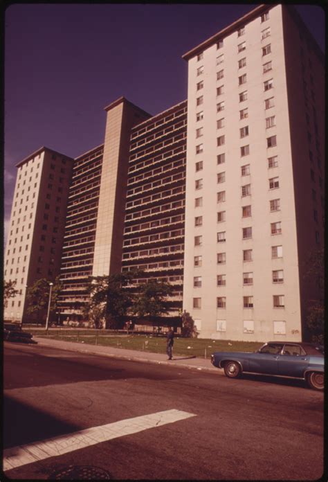 Robert Taylor Homes (Demolished) | SAH ARCHIPEDIA