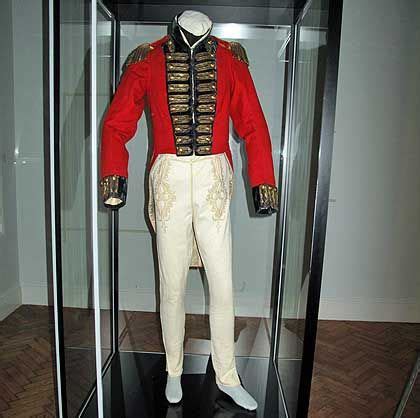 A Napoleonic Sapper Uniform (the oldest in the collection). © Royal Engineers Museum | British ...