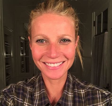 Gwyneth Paltrow Turns 48, Shares Scandalous Photo in 'Birthday Suit' on ...