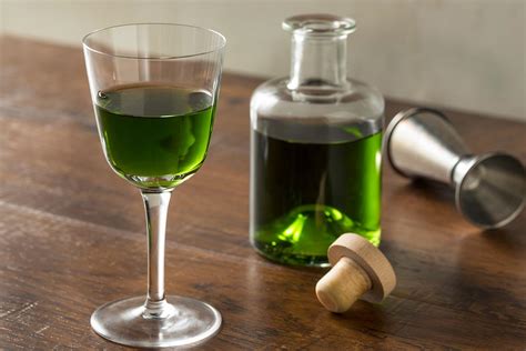 The Dangers of Drinking Absinthe | Absinthe Addiction Treatment