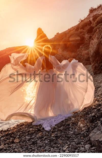 Mysterious Woman Silhouette Long Hair Walks Stock Photo 2290095517 | Shutterstock