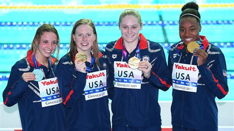 U.S. women set world record in 4x100m medley relay at swimming world championships - World ...