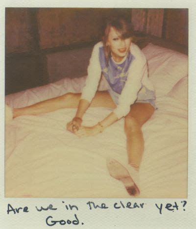 All 65 Polaroids Of Taylor Swift's 1989 Album - Being Melissa Von | Taylor swift album, Taylor ...