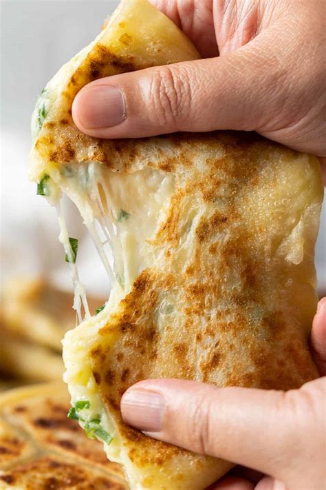 Cheese Roti Canai - El Mundo Eats