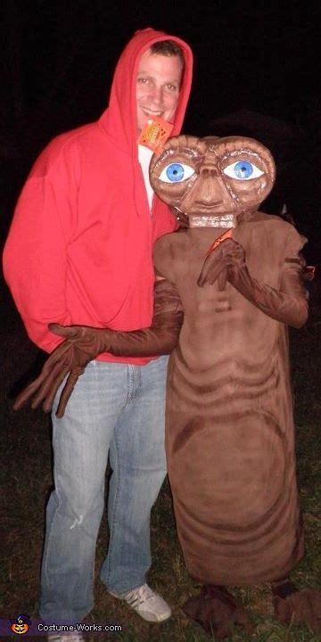 ET the Extraterrestrial homemade costume - Photo 2/4 | Halloween costume contest, Couples ...