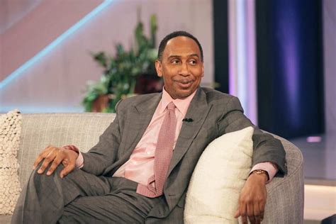 Does Stephen A. Smith have a wife? A look at his relationships - Legit.ng