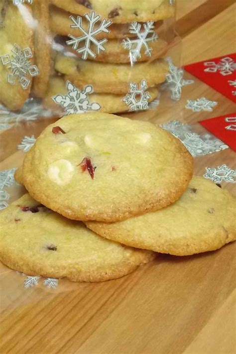 White Chocolate Cranberry Cookies - Grumpy's Honeybunch