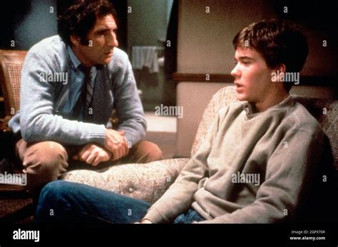 ORDINARY PEOPLE, from left: Judd Hirsch, Timothy Hutton, 1980. © Paramount/Courtesy Everett ...