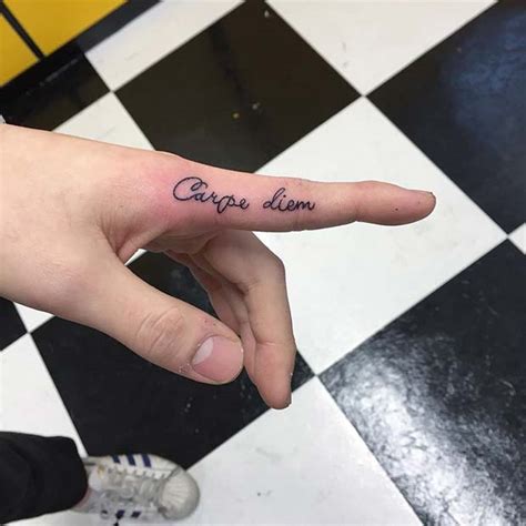 43 Cool Finger Tattoo Ideas for Women - StayGlam