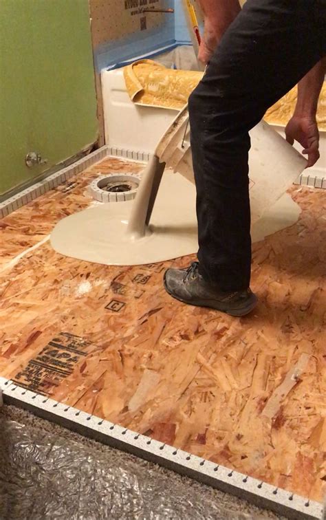 Floor leveling over wood subfloor | Полы для ванной, Ремонт дома ...