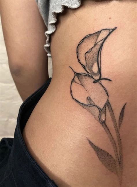 Abstract Calla Lily Tattoo | Calla lily tattoos, Lily tattoo, Minimal tattoo