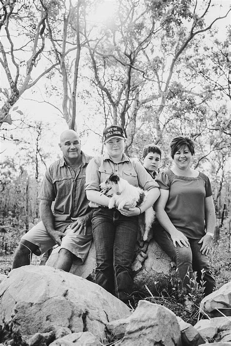 The Whelan Family - Client Galleries - Mel Bethel Photography - Katherine Photographer