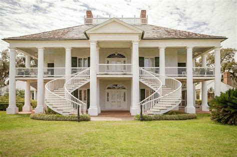 Pin by Austin Oberle on Houses | Antebellum homes, Plantation homes, House seasons