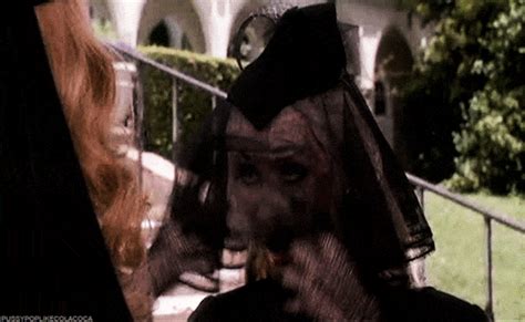 Meryl Streep Madeline Ashton GIF - Find & Share on GIPHY