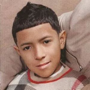 Alex Damian Santos, Biography, Early Life, Age, Career, Net Worth, Relationship