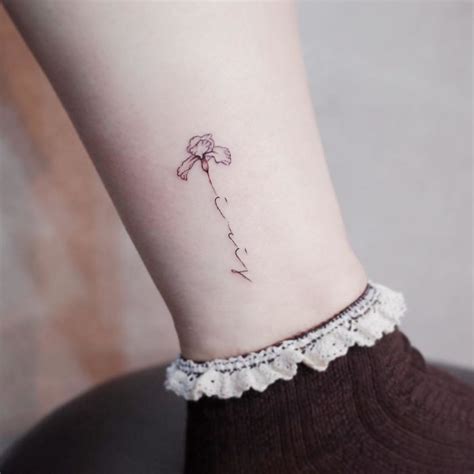 Simple Tattoo | Iris tattoo, Discreet tattoos, Iris flower tattoo