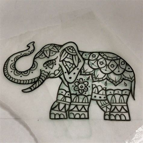 25+ bästa Mandala elephant idéerna på Pinterest | Elefanttatueringar ...