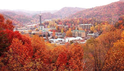 Fall Colors Gatlinburg TN Can you imagine the Great Smoky Mountains without Gatlinburg? I know ...