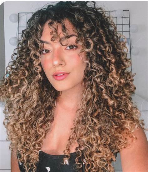 Best Styles For Curly Hair In 2024 | The Mestiza Muse