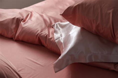 Benefits of a Satin Pillowcase | Sleep Foundation