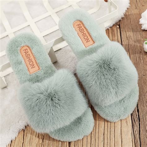 Women’s Furry Soft Plush Faux Fur Slippers – Miggon