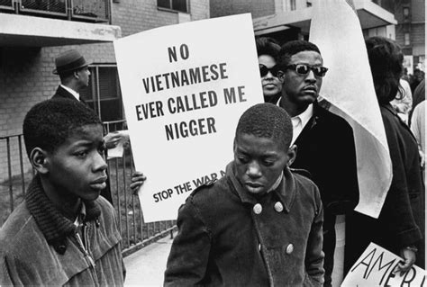 Images Of The 1960s Protest Signs That Changed The World - Art-Sheep