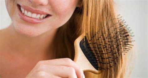 Comb your hair the right way to beat hair loss - Ami-locker Hub