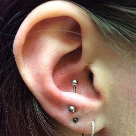 Anti-Tragus Piercing [50 Ideas]: Pain Level, Healing Time, Cost, Experience - Piercee