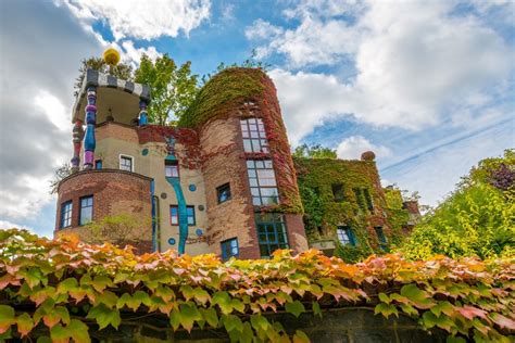 12 Bizarrely Beautiful Hundertwasser Buildings (with Map & Photos ...