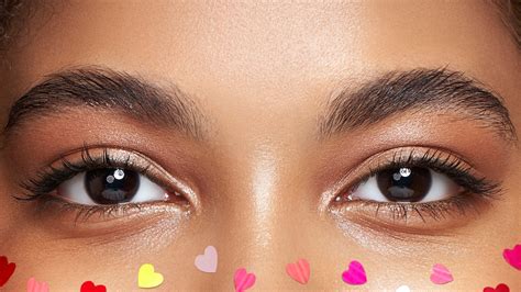 The Eyeshadow Colors You Should Wear To Enhance Brown Eyes
