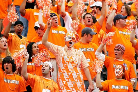 Look: Nervous Tennessee Football Fans Go Viral - The Spun