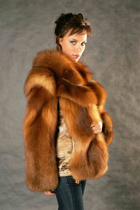 red fox fur jacket | Anziehsachen, Anziehen, Pelz