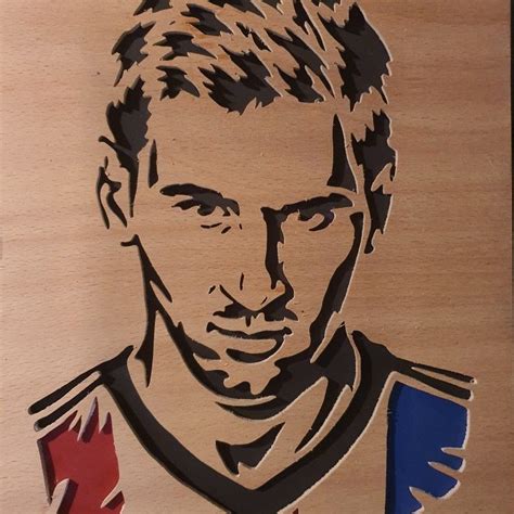 Lionel Messi wooden art | Arte de talla de madera, Marcos de fotos ...