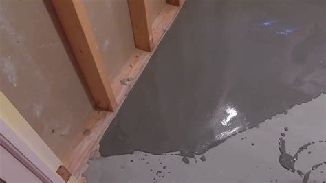 Measuring floor variations & applying floor leveler - YouTube