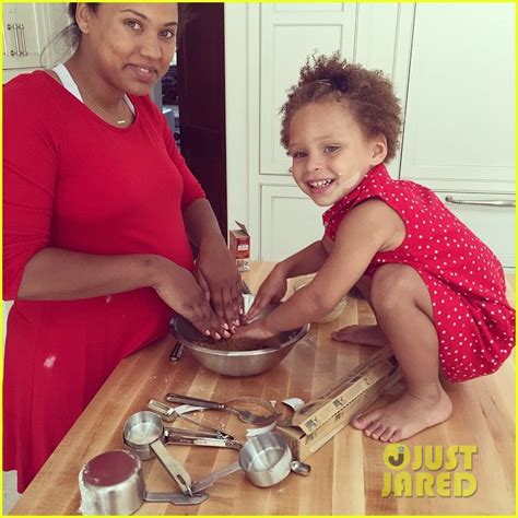 Riley Curry Celebrates 3rd Birthday By Dancing to 'Whip/Nae Nae ...