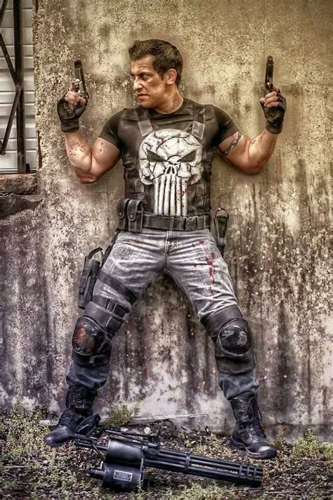 Incredible Frank Castle cosplay! Love Punisher! - 8 Punisher Cosplays | Punisher cosplay ...