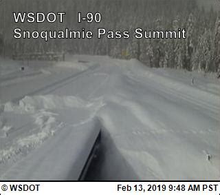 Snoqualmie Pass' WSDOT cameras are working again. Looks like there's a ...