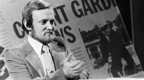 Knighthood for Richard Stilgoe in Queen's Birthday Honours list - BBC News