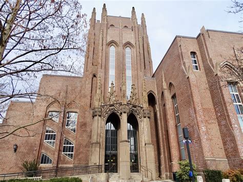 Yale Peabody Museum of Natural History in New Haven, CT ...