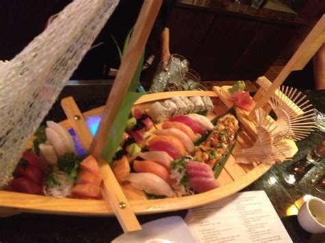 Sushi Love Boat | Sushi love, Food, Sashimi