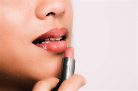 Lipstick Hacks Every Lady Needs to Know | Bubbling with Elegance and Grace