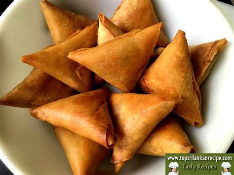 Tasty Chicken Samosa Recipe with Step by Step Pics | Homemade Snack