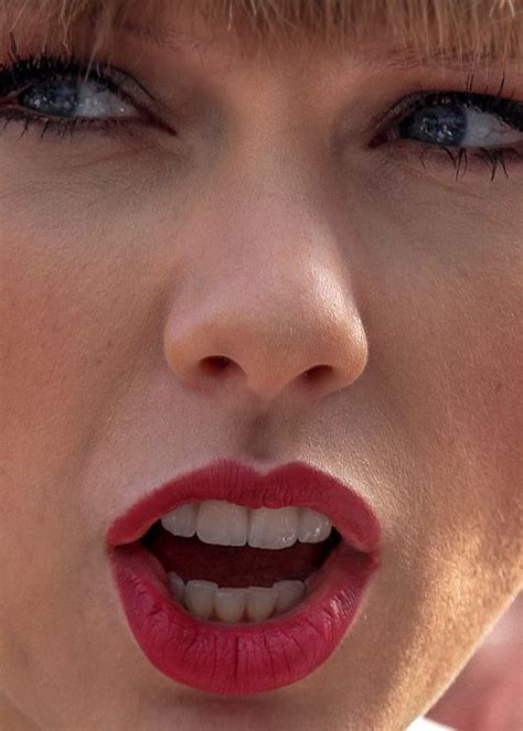 Celebrity Close-Up | Taylor swift, Taylor swift teeth, Close up faces