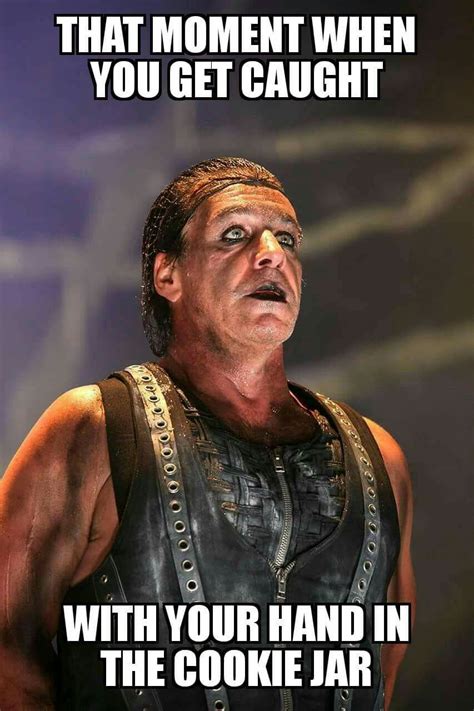 Pin by Lala Nanu on Lustig | Till lindemann, Rammstein, Humor