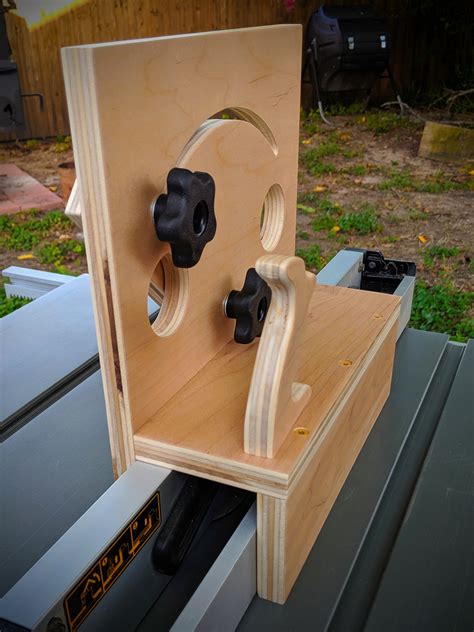 DIY Adjustable Tenoning Jig for the Table Saw – Masterson Design