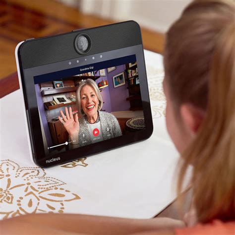 Travel WiFi Video Intercom System For Traveling Parents To Stay In Touch