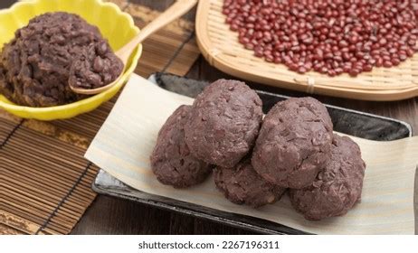 Ohagi Japanese Sweetsohagi Red Bean Sweets Stock Photo 2268214567 ...