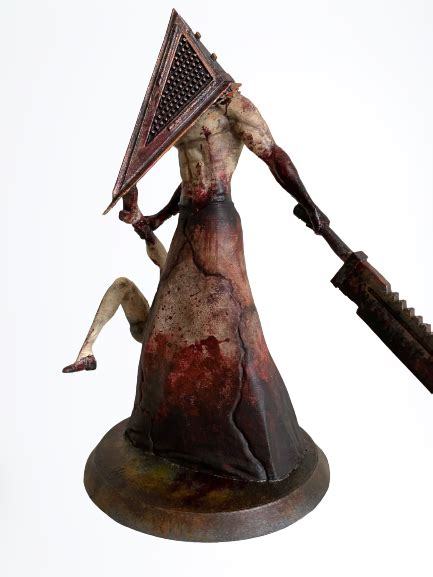 Silent Hill Pyramid Head Statue Figure Skin Rip 3d print - HelloZon | Pyramid head, Head statue ...