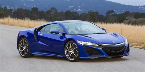 2018 Acura NSX | Consumer Guide Auto