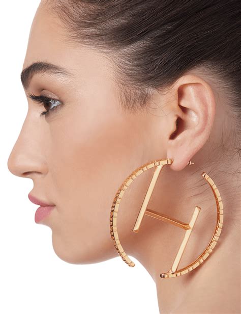 Top more than 83 designer small hoop earrings super hot - esthdonghoadian